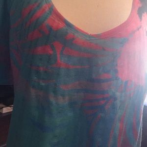 Scoop neck top